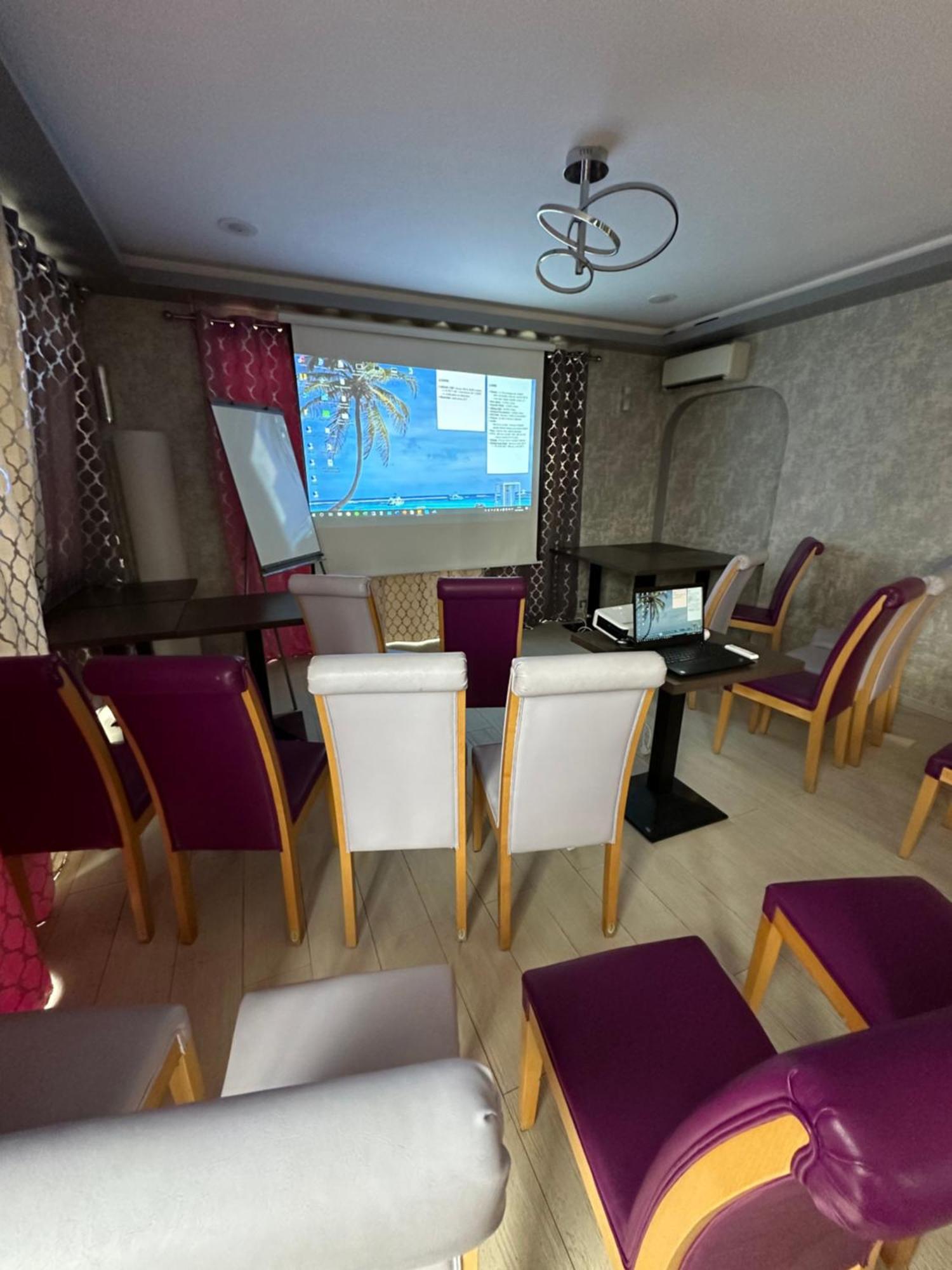 Comfort Hotel Orleans Olivet Olivet  Dış mekan fotoğraf
